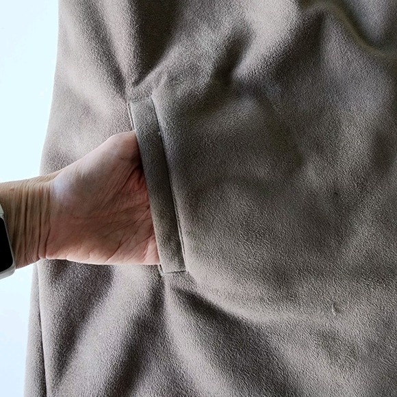 Vegan Suede Vest Womens Large Sherpa‎ Faux Sleeveless Jacket Wrap Boho Ethical - Picture 9 of 16